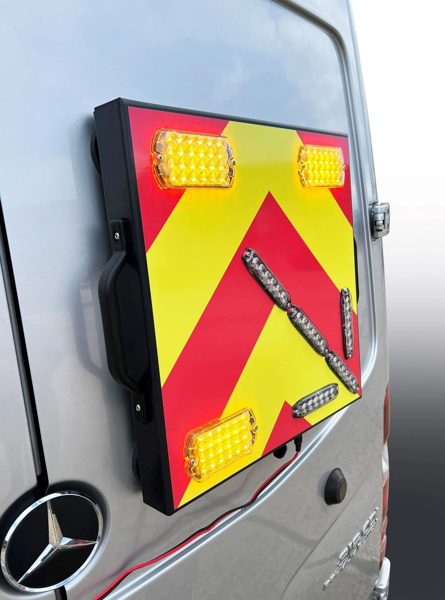 Advisory Arrow Board - Image 4