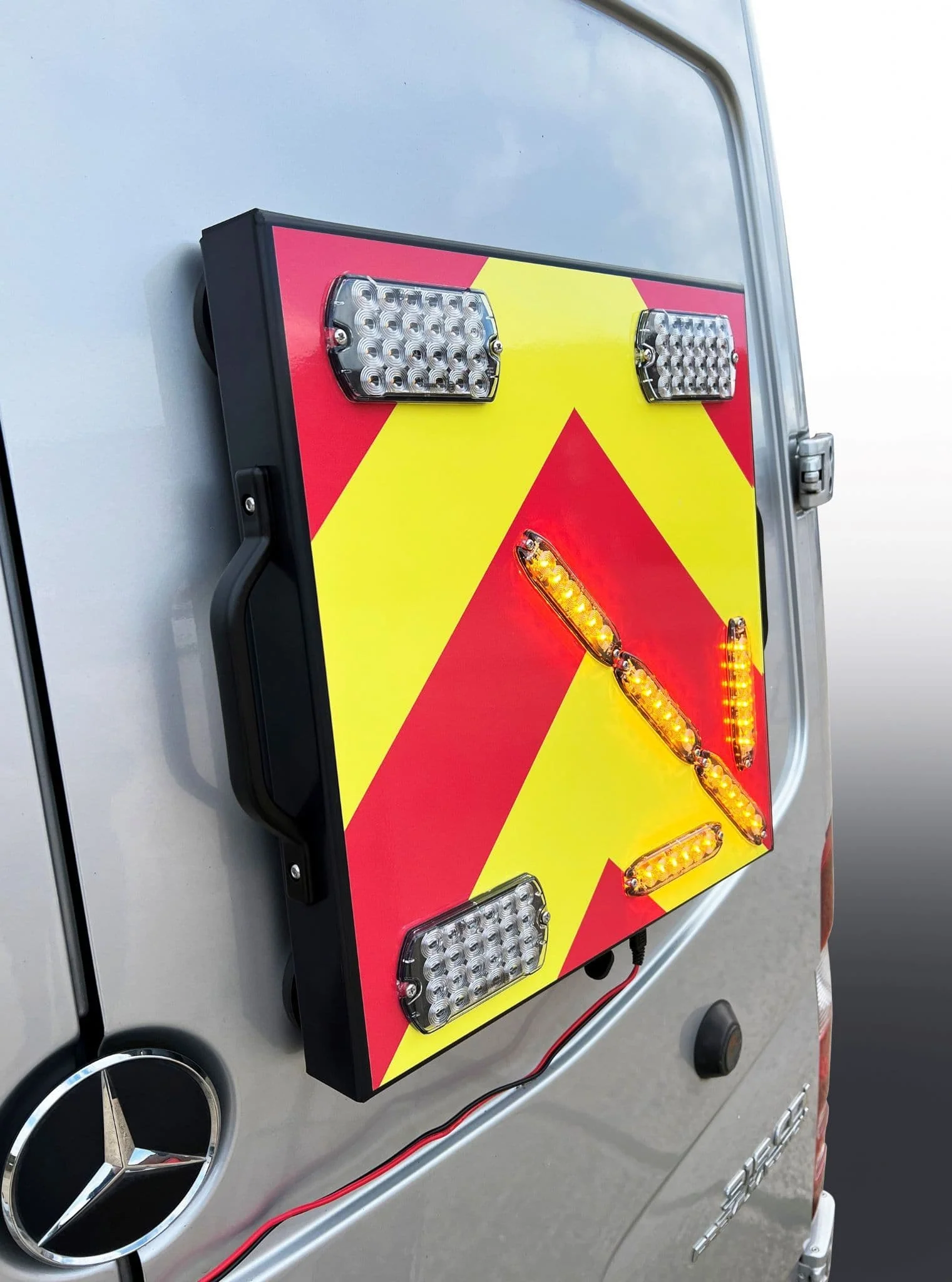 Advisory Arrow Board - Image 5
