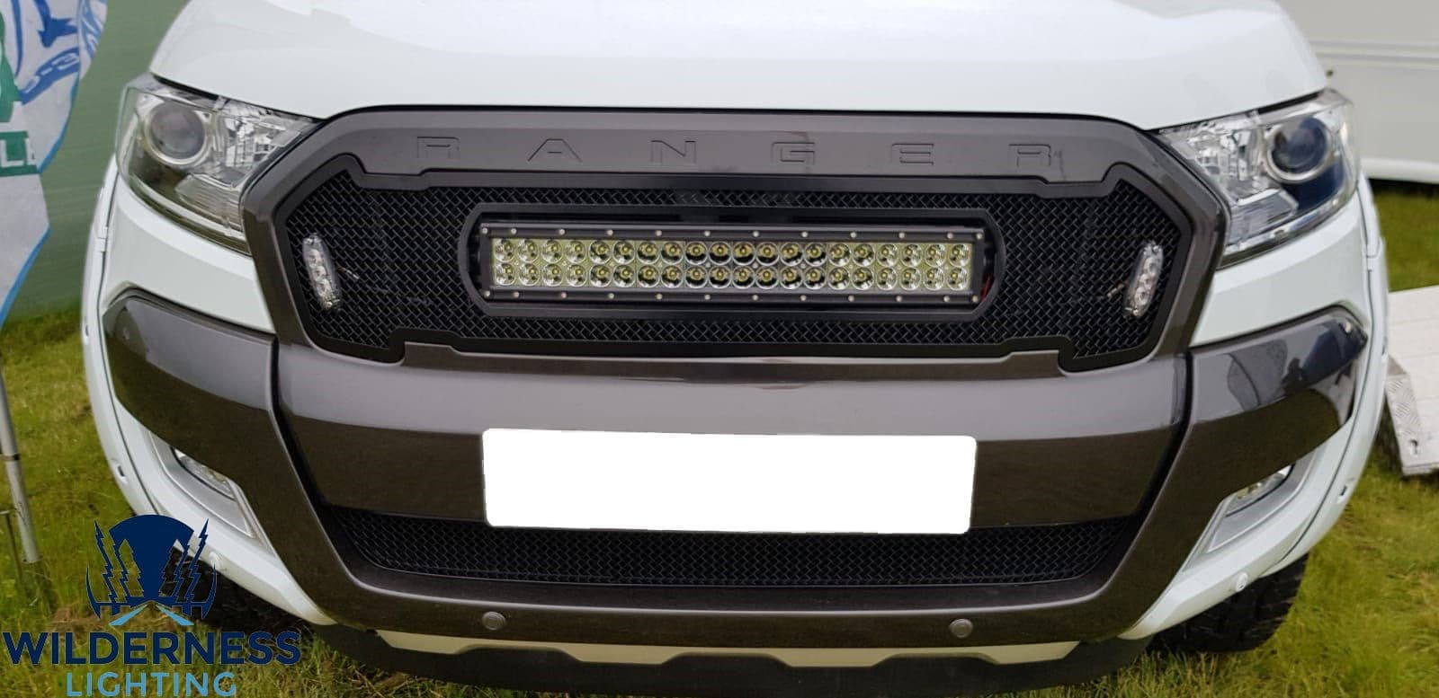 FORD RANGER MESH GRILLE & CURVE LIGHT BAR - Pre 2020 - Image 3
