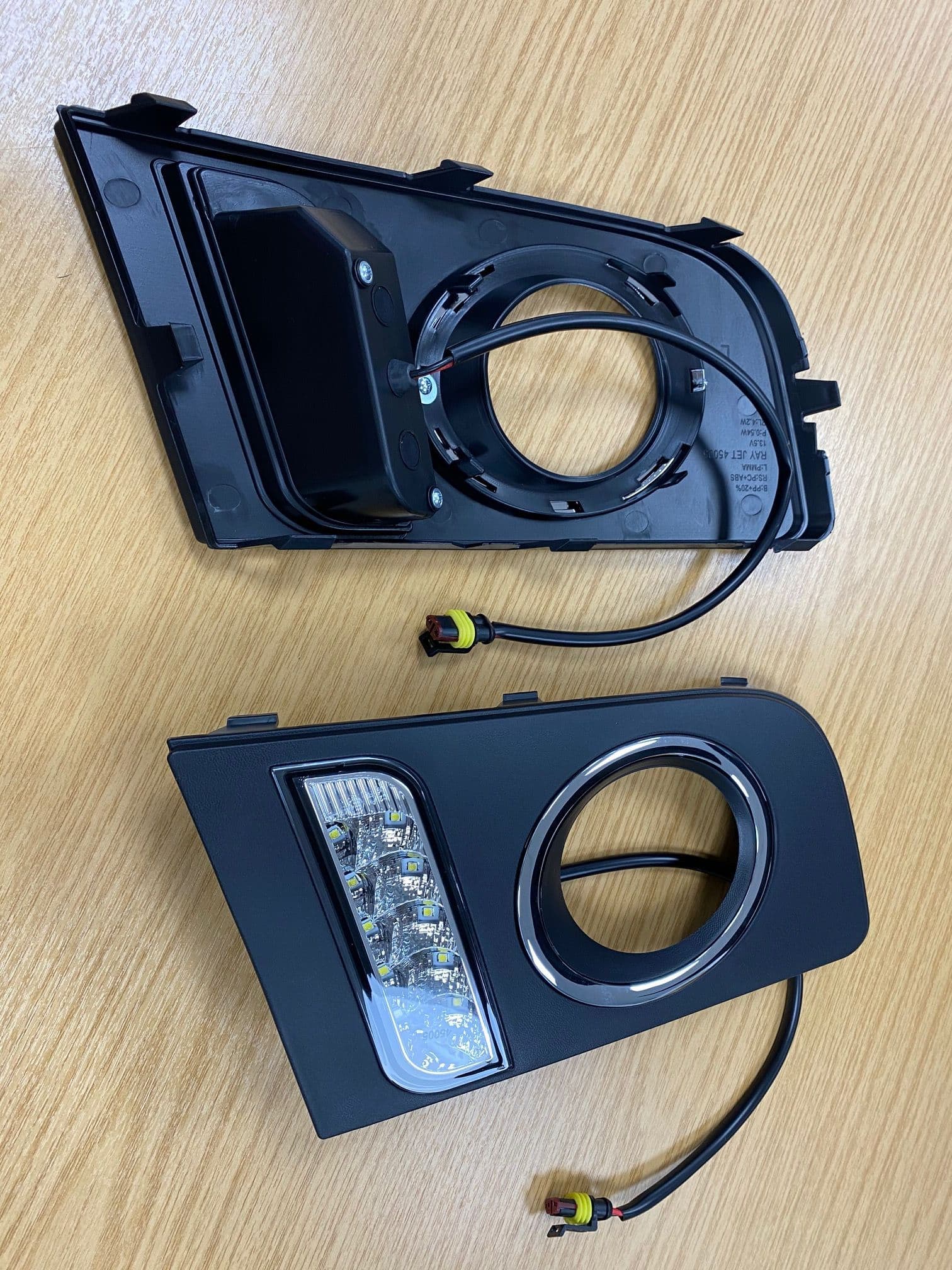 VW AMAROK DRL LIGHT KIT (2010 - 2015) - Image 2