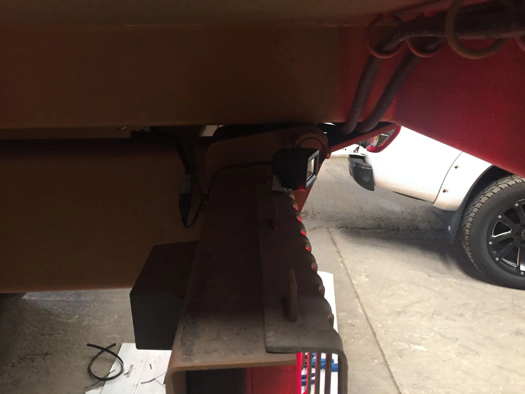 WILDERNESS LIGHTING REMOTE TRAILER REVERSING KIT - Image 4
